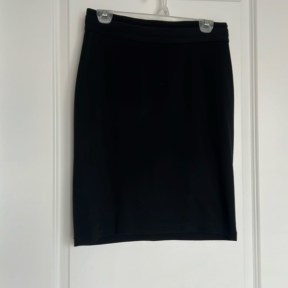 Size M BCBG black a line skirt